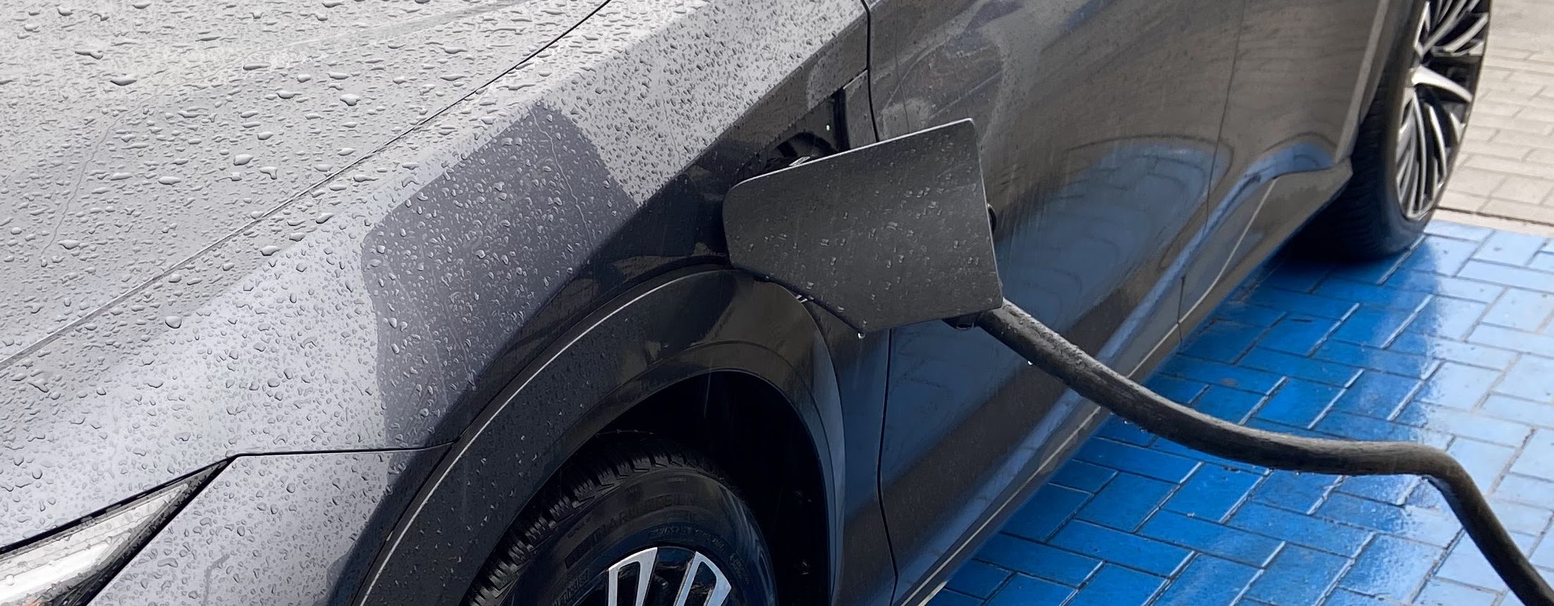 300 kW ausgewiesen und was tatsächlich ankommt